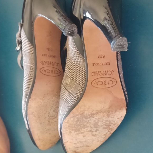 JOAN & DAVID Black & white Patent Plaid Fabric Cjalexia Heels - 6.5 - Picture 4 of 7